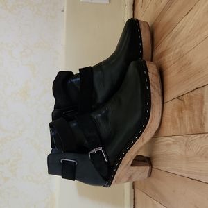 Free People Bungalow Wooden Clog Boots Women's Sz 39 Us 8.5-9 Black Leather Boho